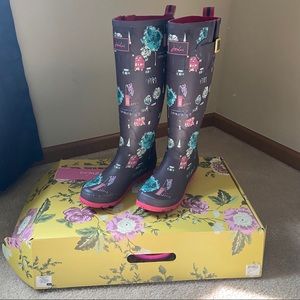 Joule’s London print rain boots